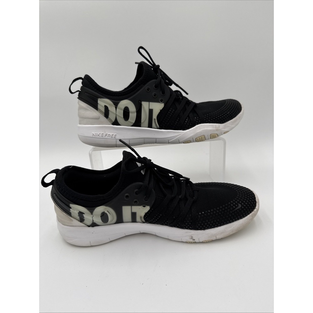 Nike Free TR 7 Shoes Womens Size 10- Training‎ Just Do It 924592-001 Sneakers